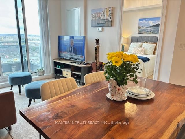9201 Yonge Street, Unit 2212 - Photo 4