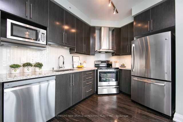 1126 - 7161 Yonge Street