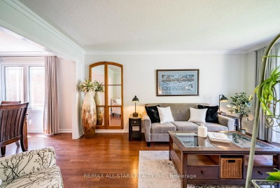 636 Rupert Avenue • Whitchurch-Stouffville, ON photo 4