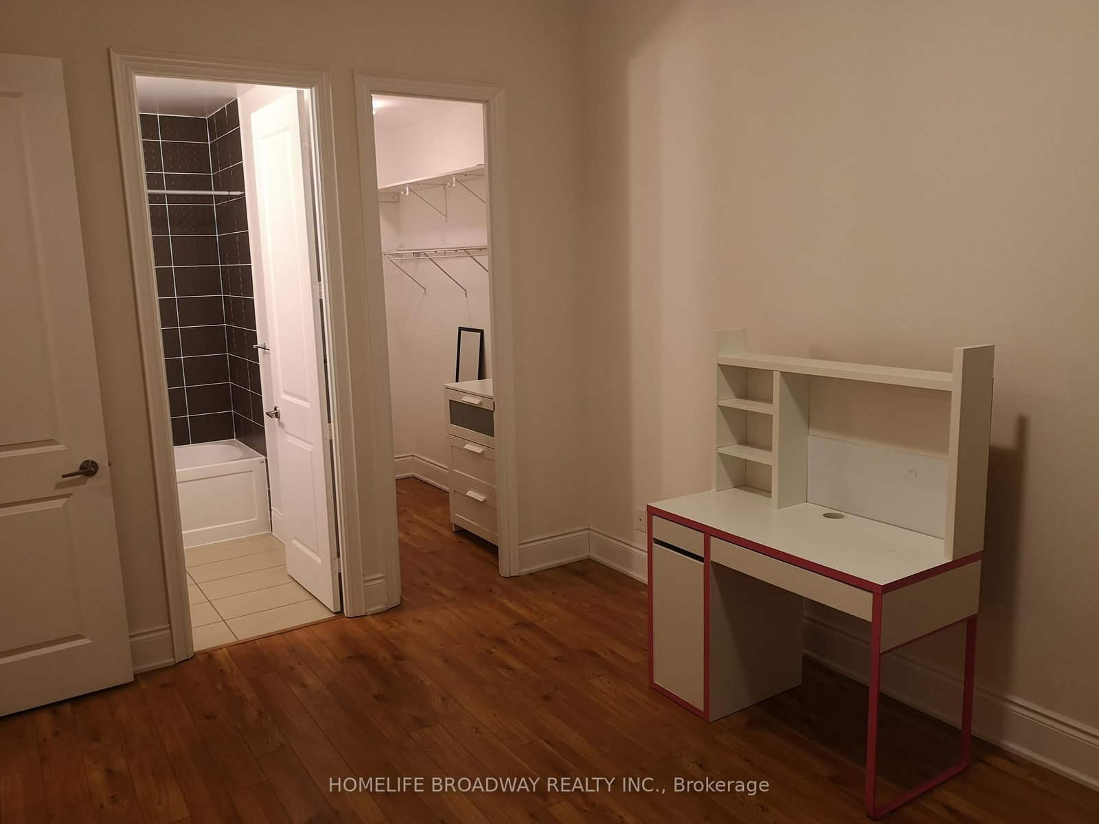 233 South Park Road, Unit Ph3 - Photo 8