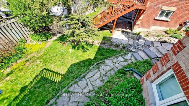Main and upper floor - 95 Lensmith Drive