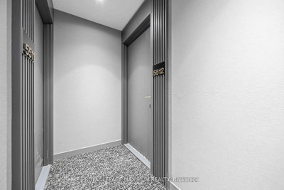 5 Buttermill Avenue • #5512 • Vaughan, ON photo 4