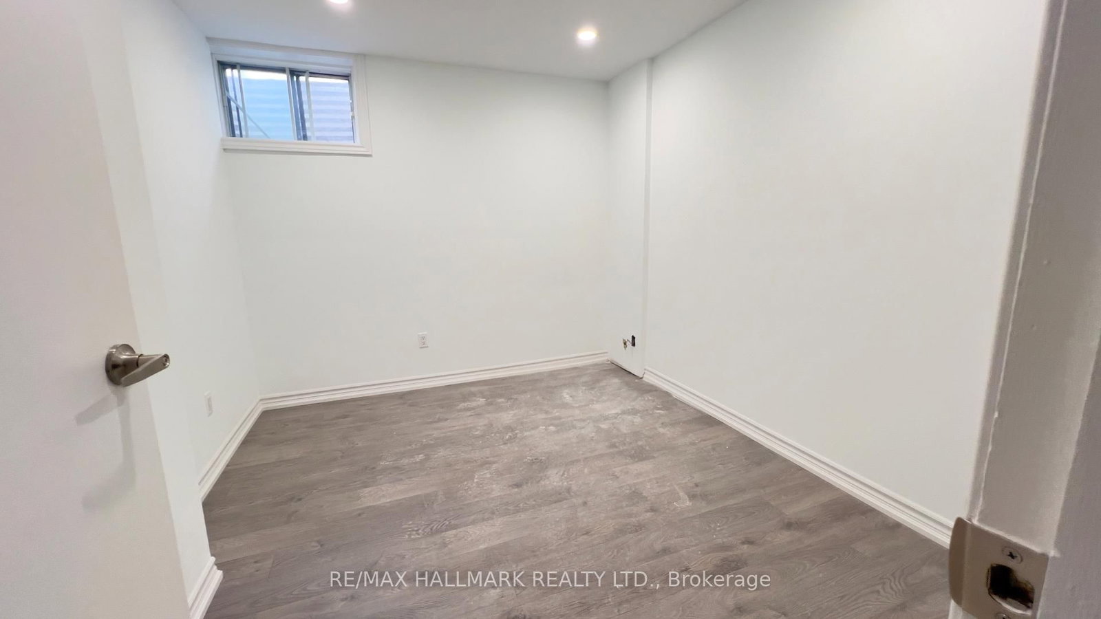 131 Southview Drive, Unit Basement - Photo 7