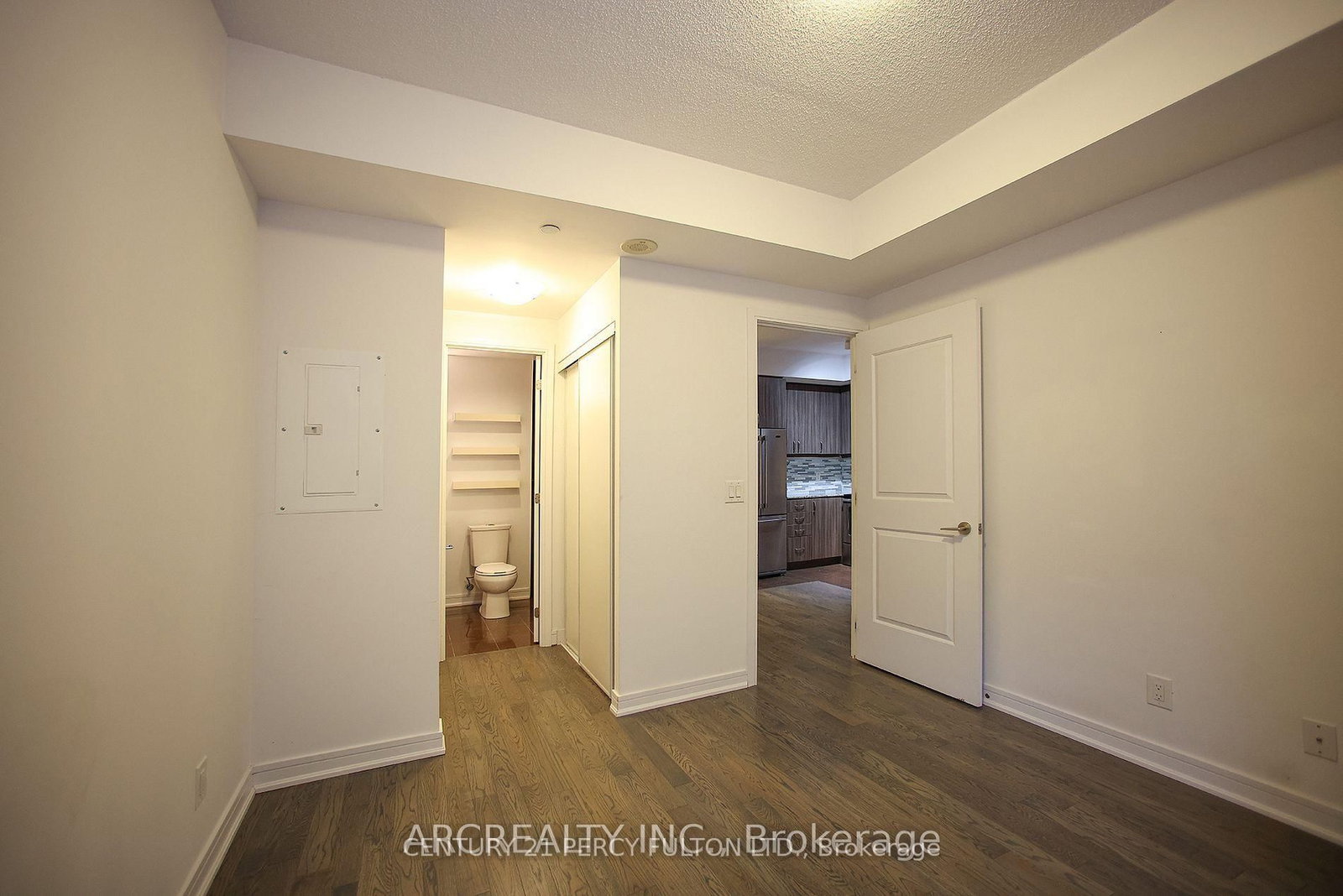 9205 Yonge Street, Unit 512 - Photo 13
