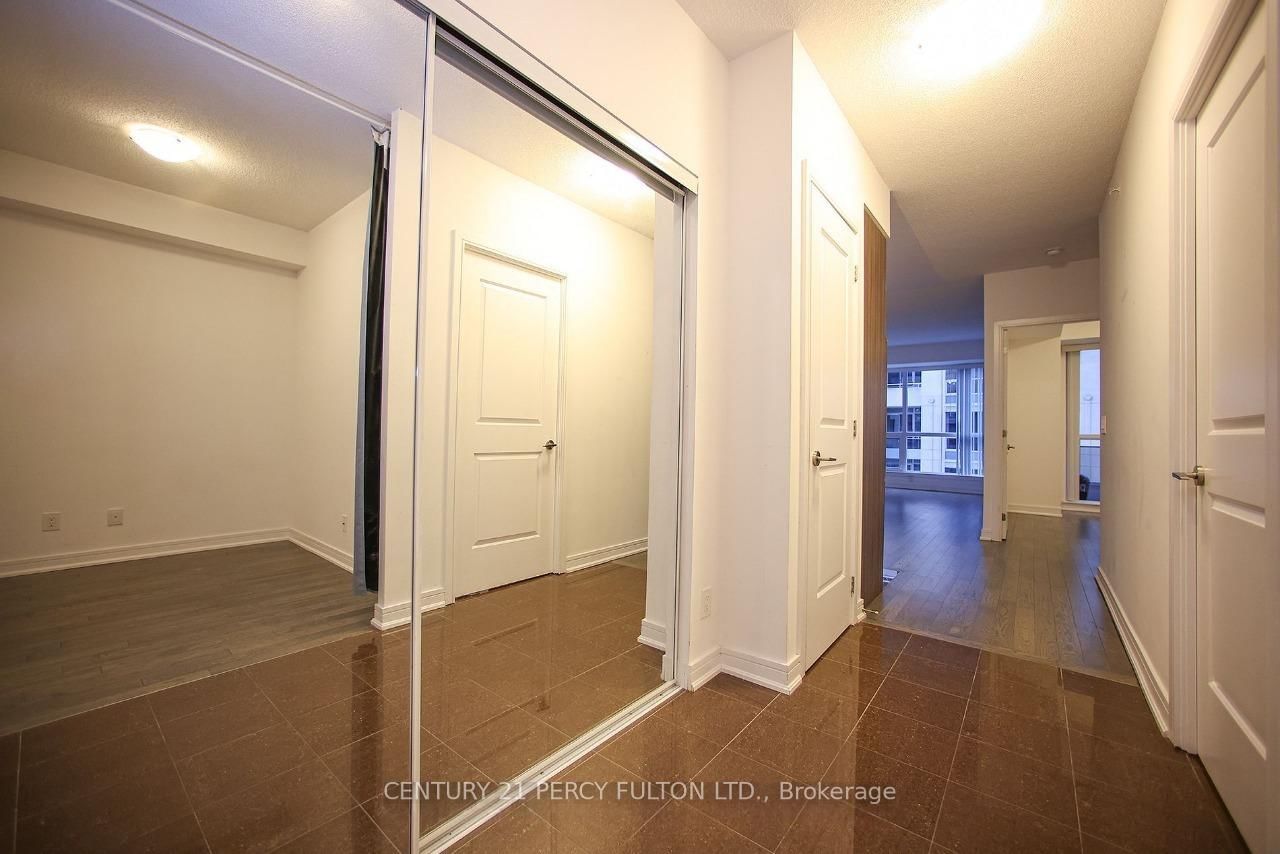 9205 Yonge Street, Unit 512 - Photo 21