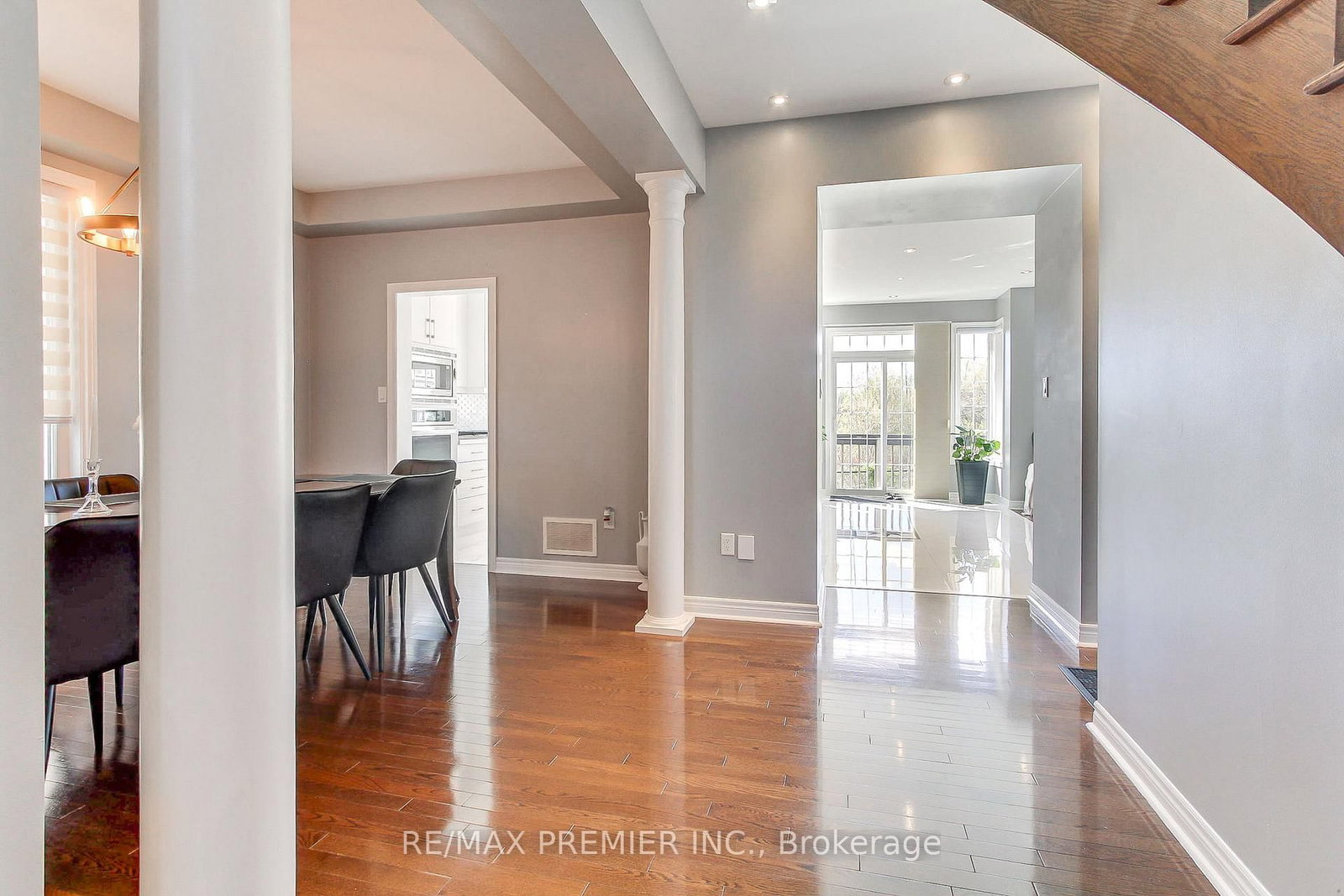 61 Tigertail Crescent • Bradford West Gwillimbury, ON photo 14