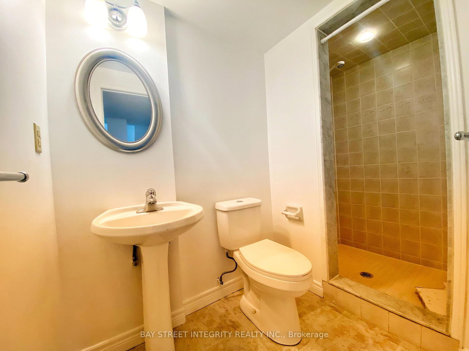 Lower 37 Sandham Crescent - Photo 6