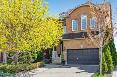 335 Bathurst Glen Drive