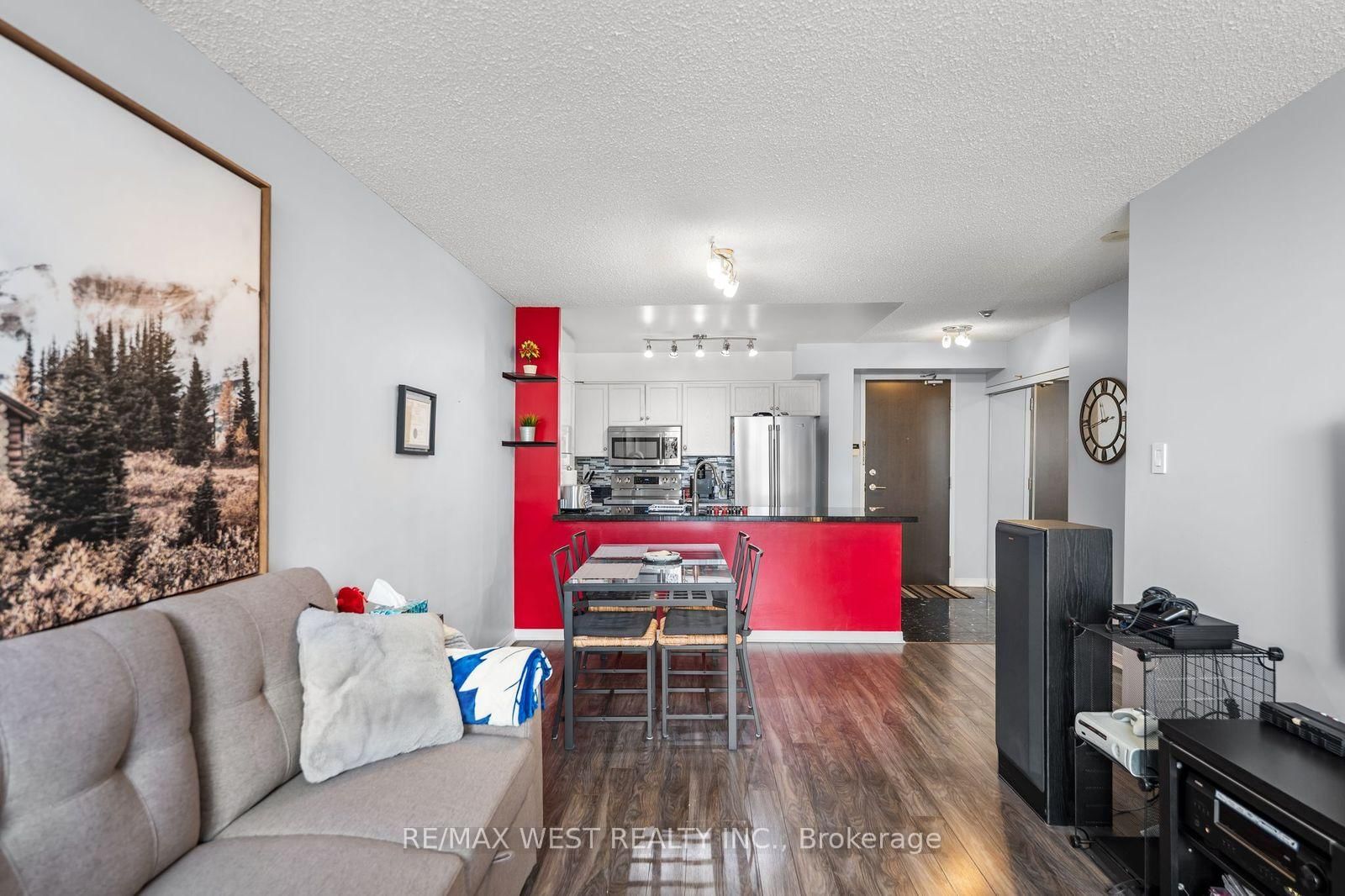 29 Northern Hts Drive, Unit 501 - Photo 10