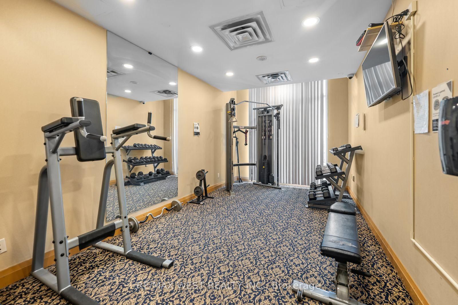29 Northern Hts Drive, Unit 501 - Photo 21