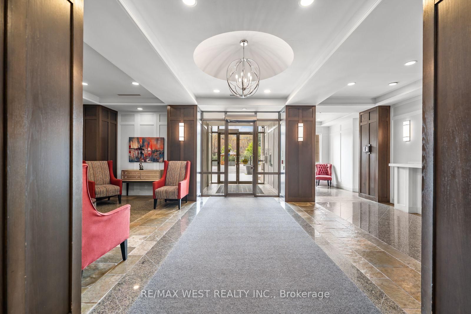 29 Northern Hts Drive, Unit 501 - Photo 4