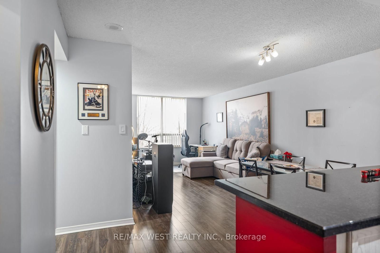29 Northern Hts Drive, Unit 501 - Photo 7