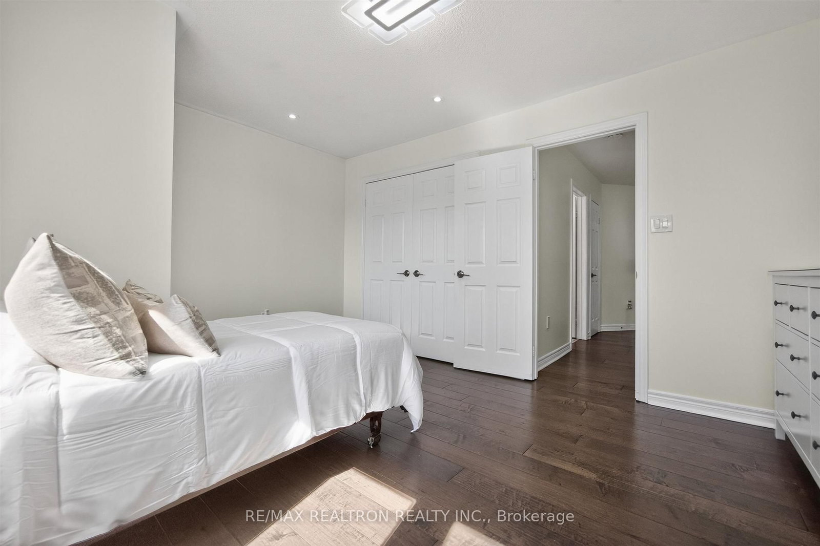 5 Yvonne Place - Photo 41