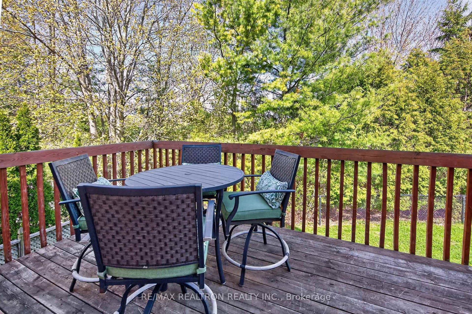 5 Yvonne Place - Photo 47