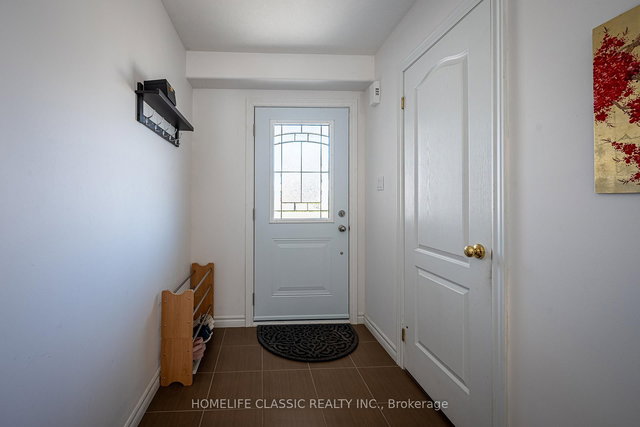 5 IRWIN Crescent