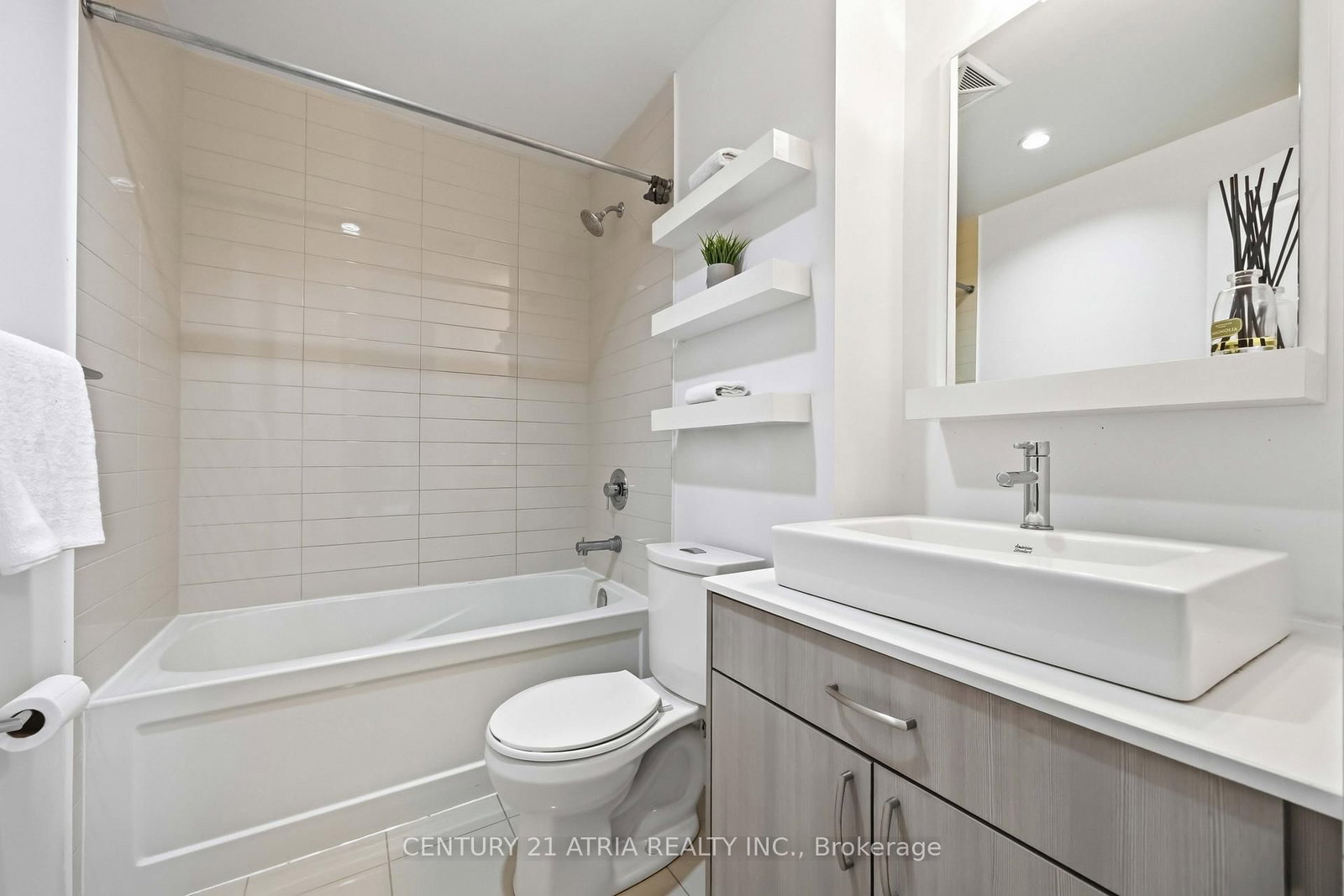 9199 Yonge Street • #518 • Richmond Hill, ON photo 21