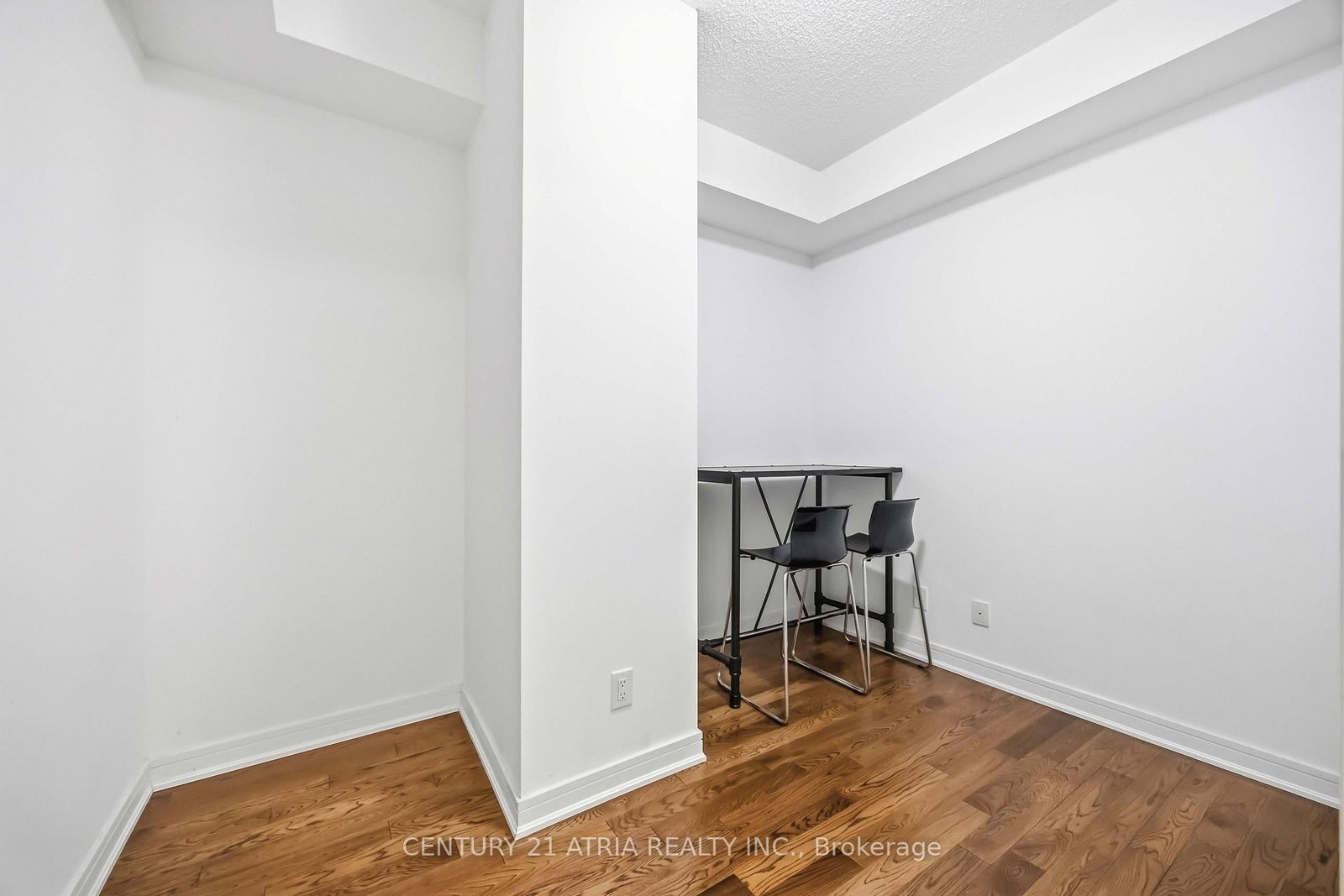 9199 Yonge Street, Unit 518 - Photo 23