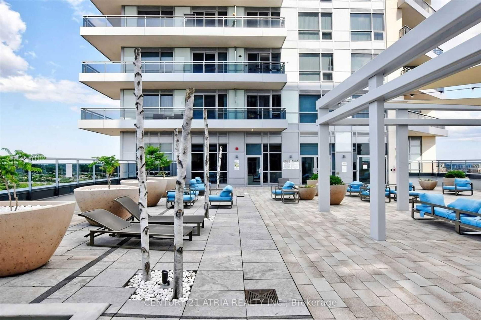 9199 Yonge Street, Unit 518 - Photo 32