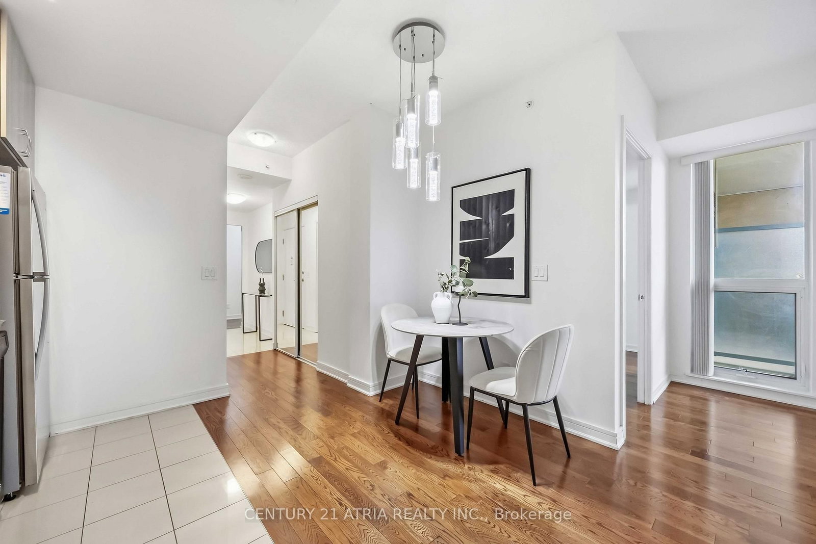 9199 Yonge Street, Unit 518 - Photo 5