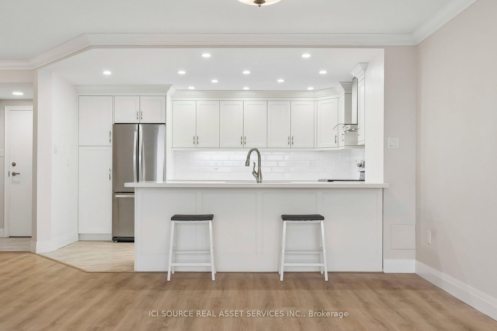 7601 Bathurst Street, Unit 1003 - Photo 13