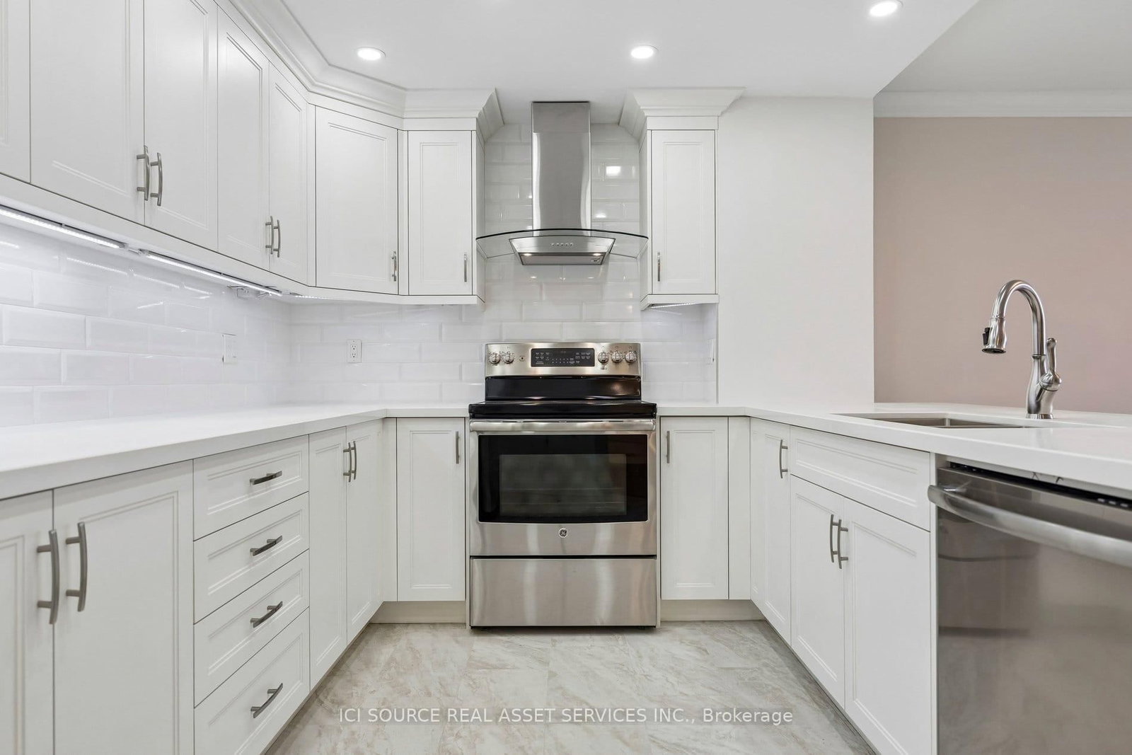7601 Bathurst Street, Unit 1003 - Photo 14