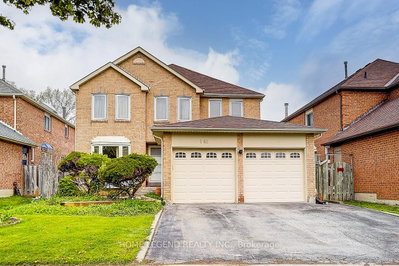 6-bed Detached House · 142 Highgate Dr