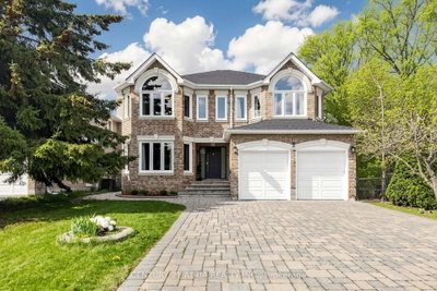 7-bed Detached House · 118 May Ave