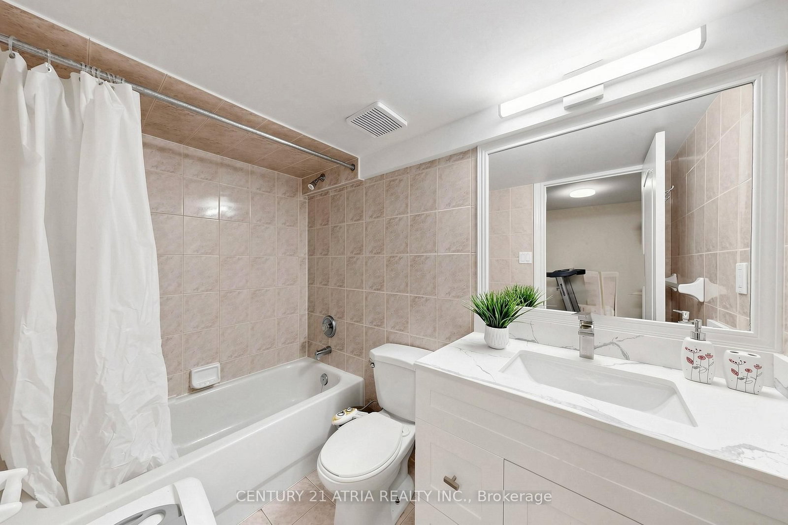 118 May Avenue • Richmond Hill, ON photo 37
