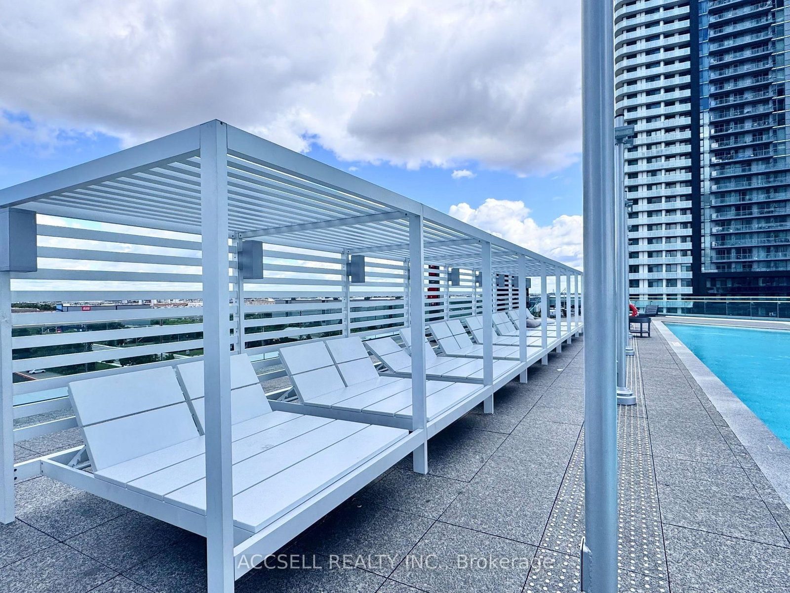 185 Millway Avenue, Unit W1703 - Photo 23