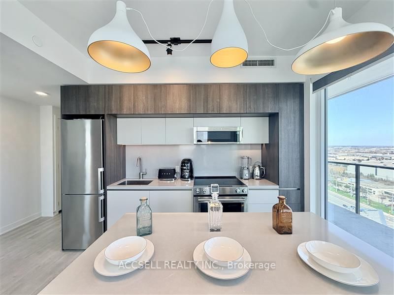 185 Millway Avenue, Unit W1703 - Photo 4