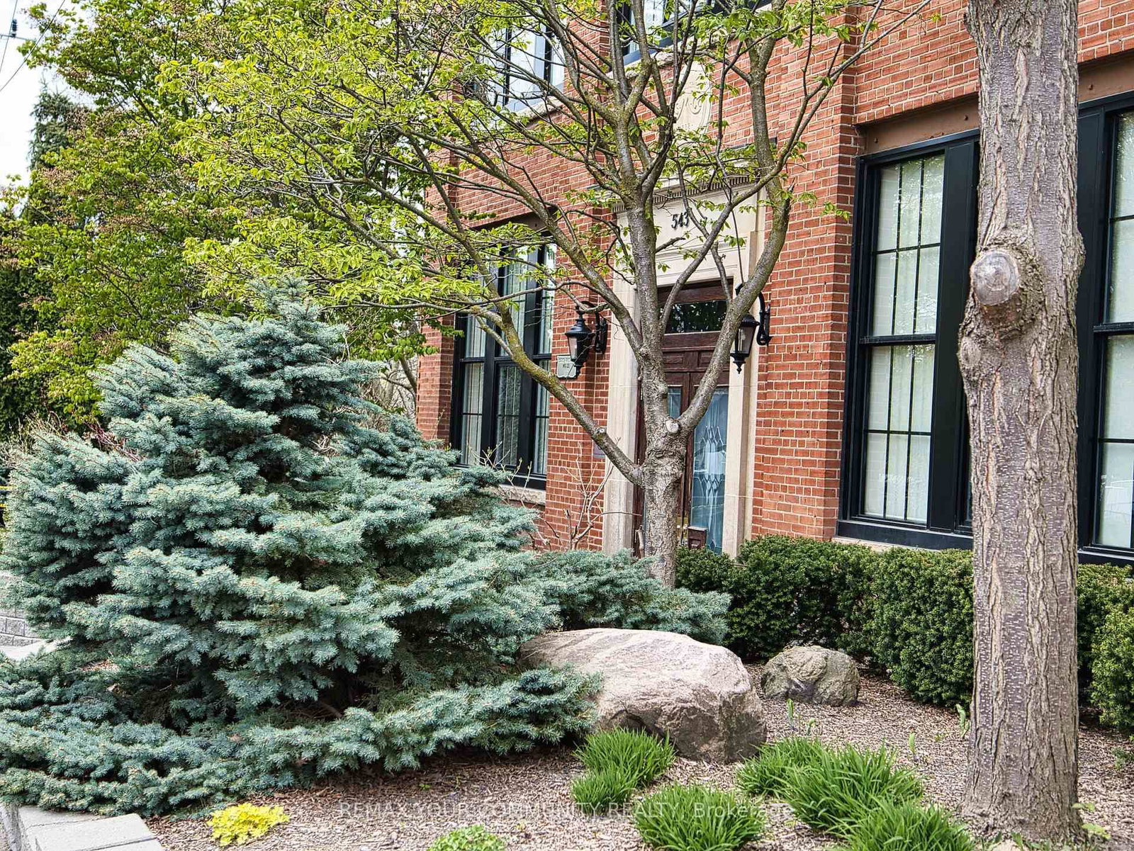 543 Timothy Street, Unit 302 - Photo 23