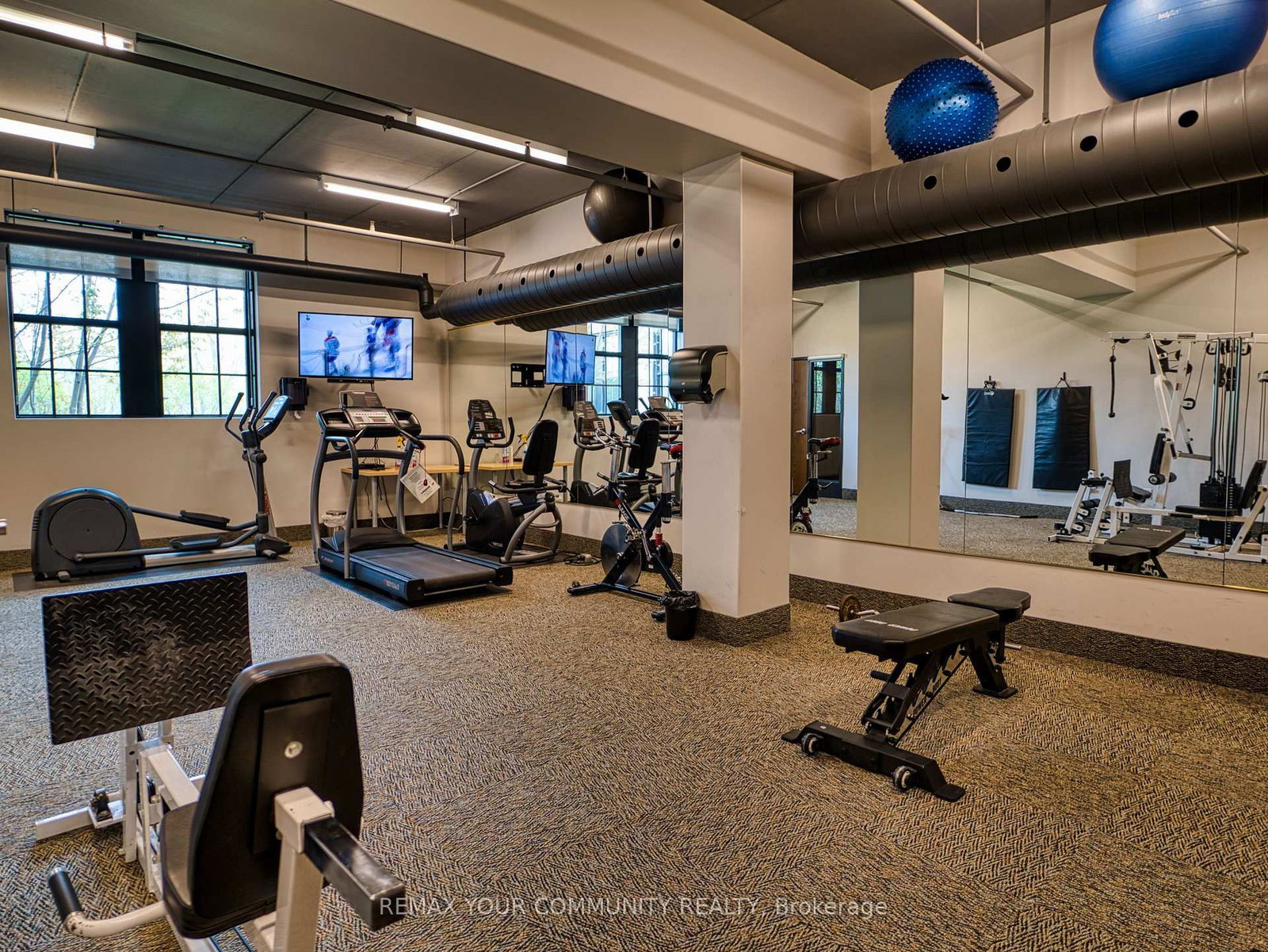 543 Timothy Street, Unit 302 - Photo 25