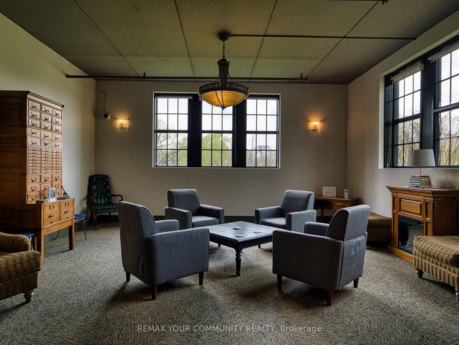 543 Timothy Street, Unit 302 - Photo 27