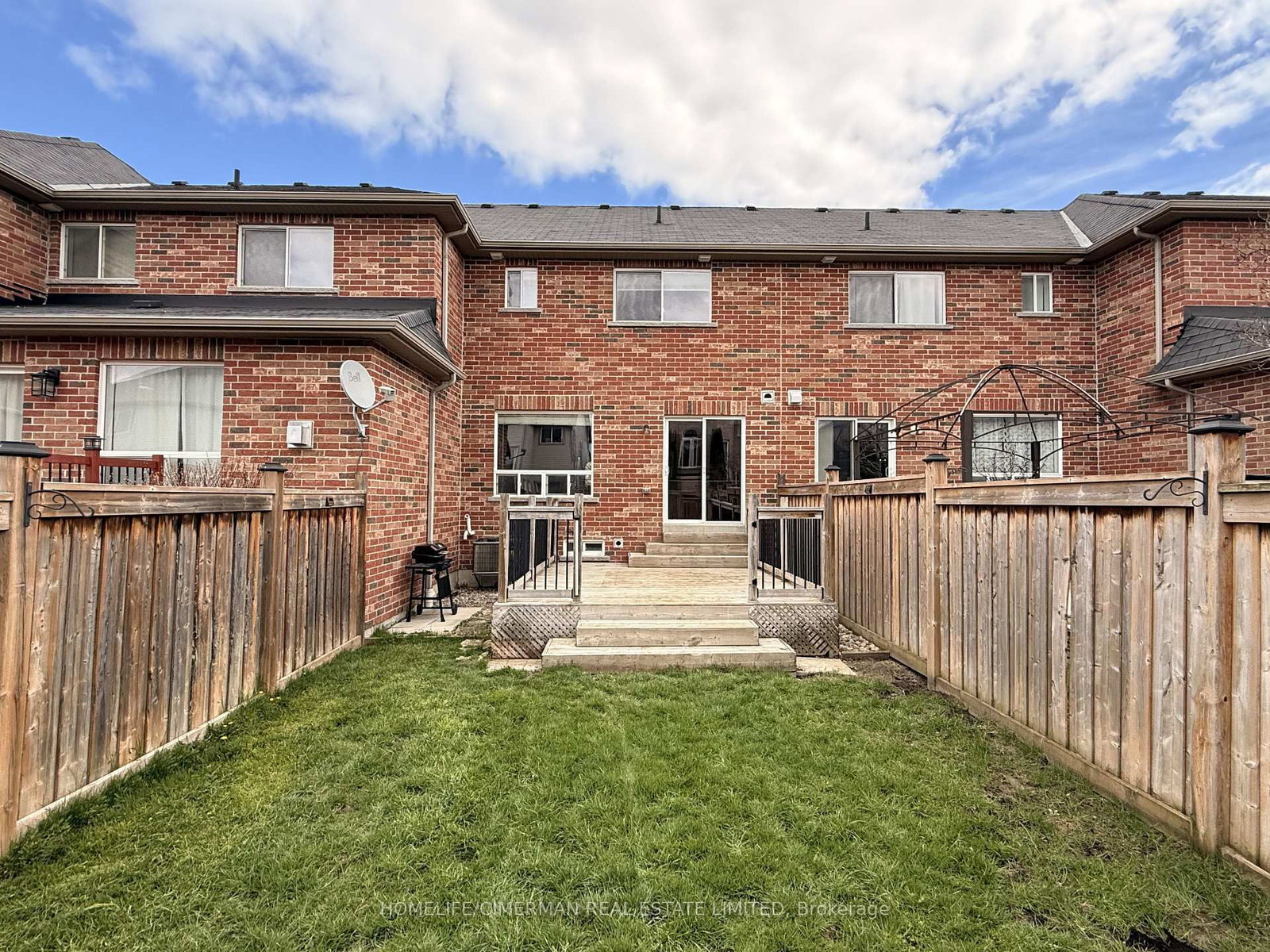 26 Wyndham Circle • Georgina, ON photo 17