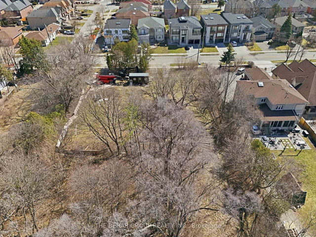 196 Crestwood Road