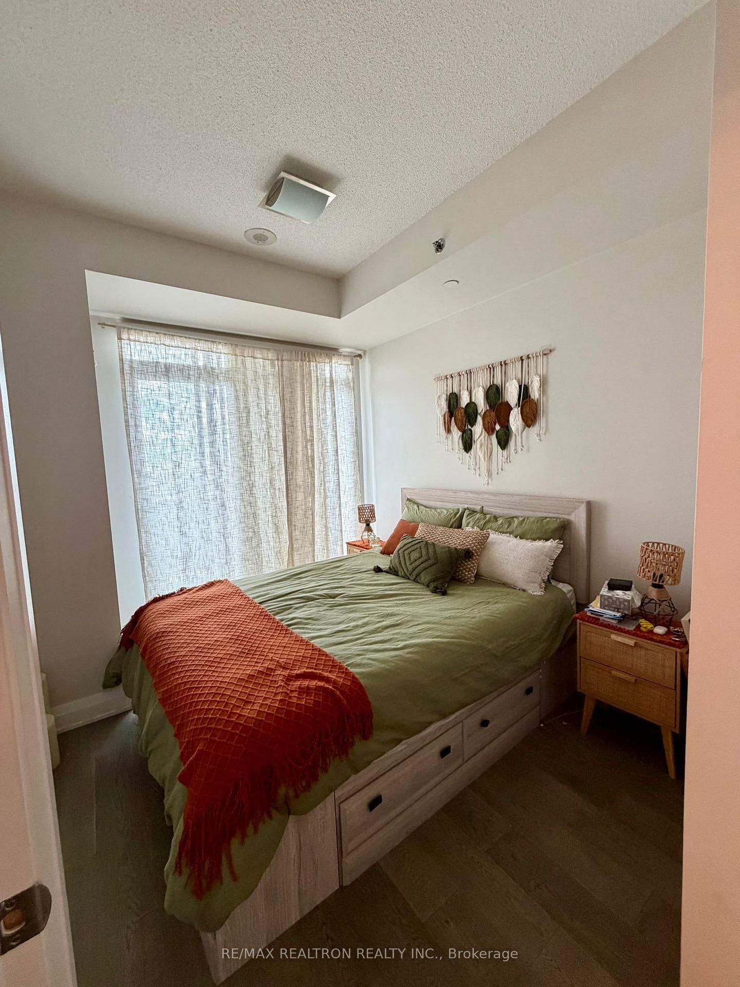 520 Steeles Avenue W, Unit 1003 - Photo 14