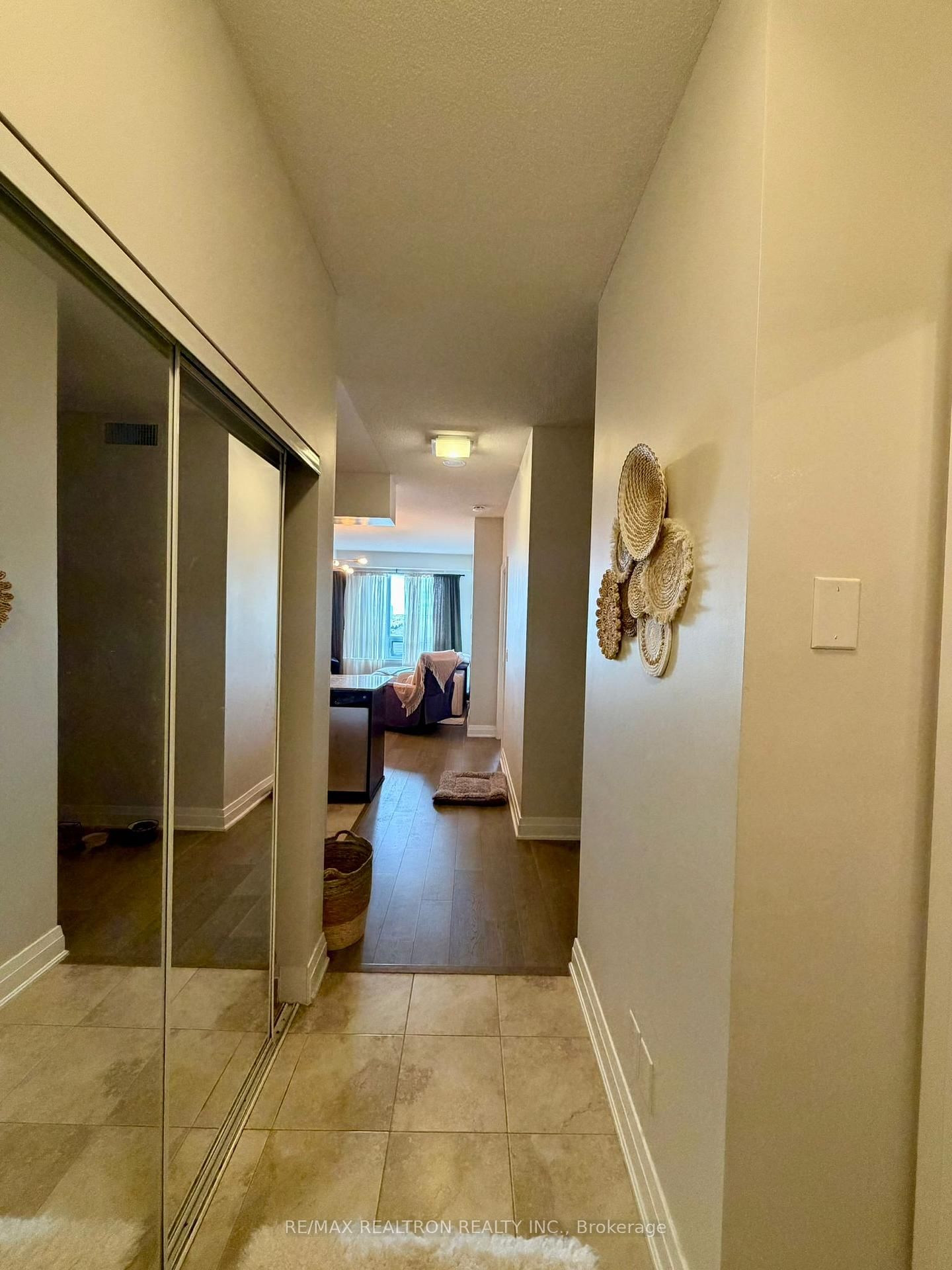 520 Steeles Avenue W, Unit 1003 - Photo 2