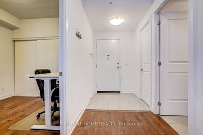 Unit 205 — 9201 YONGE Street — more photos