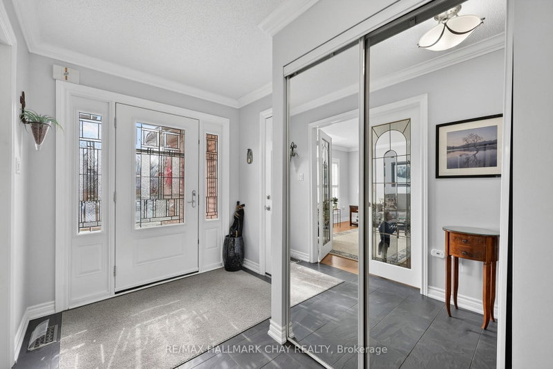 4 Darling Crescent
