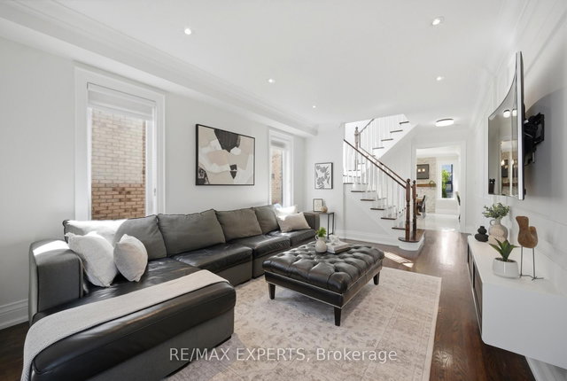27 Dolce Crescent