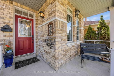 156 Landsdown Crescent — photo 2