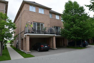 2-bed Townhouse, Condo · 23 Observatory Lane