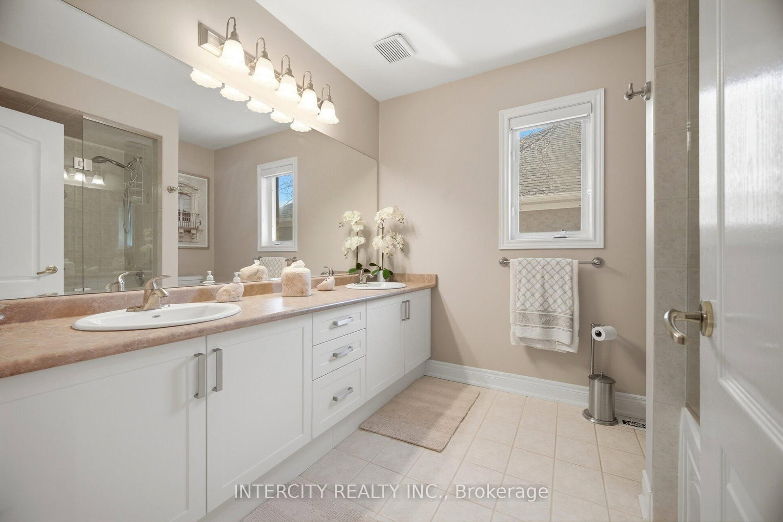 21 Capner Court • Vaughan, ON photo 38