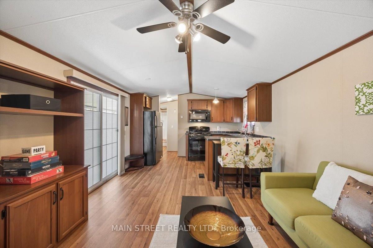 29 Hawaiian Circle • Whitchurch-Stouffville, ON photo 12