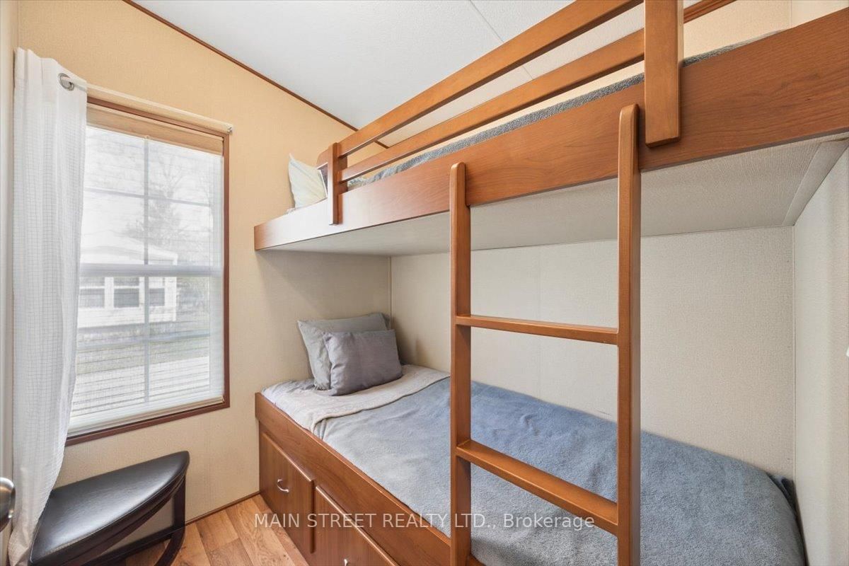 29 Hawaiian Circle • Whitchurch-Stouffville, ON photo 16