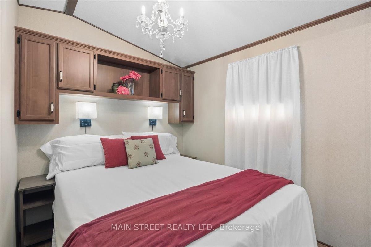 29 Hawaiian Circle • Whitchurch-Stouffville, ON photo 18