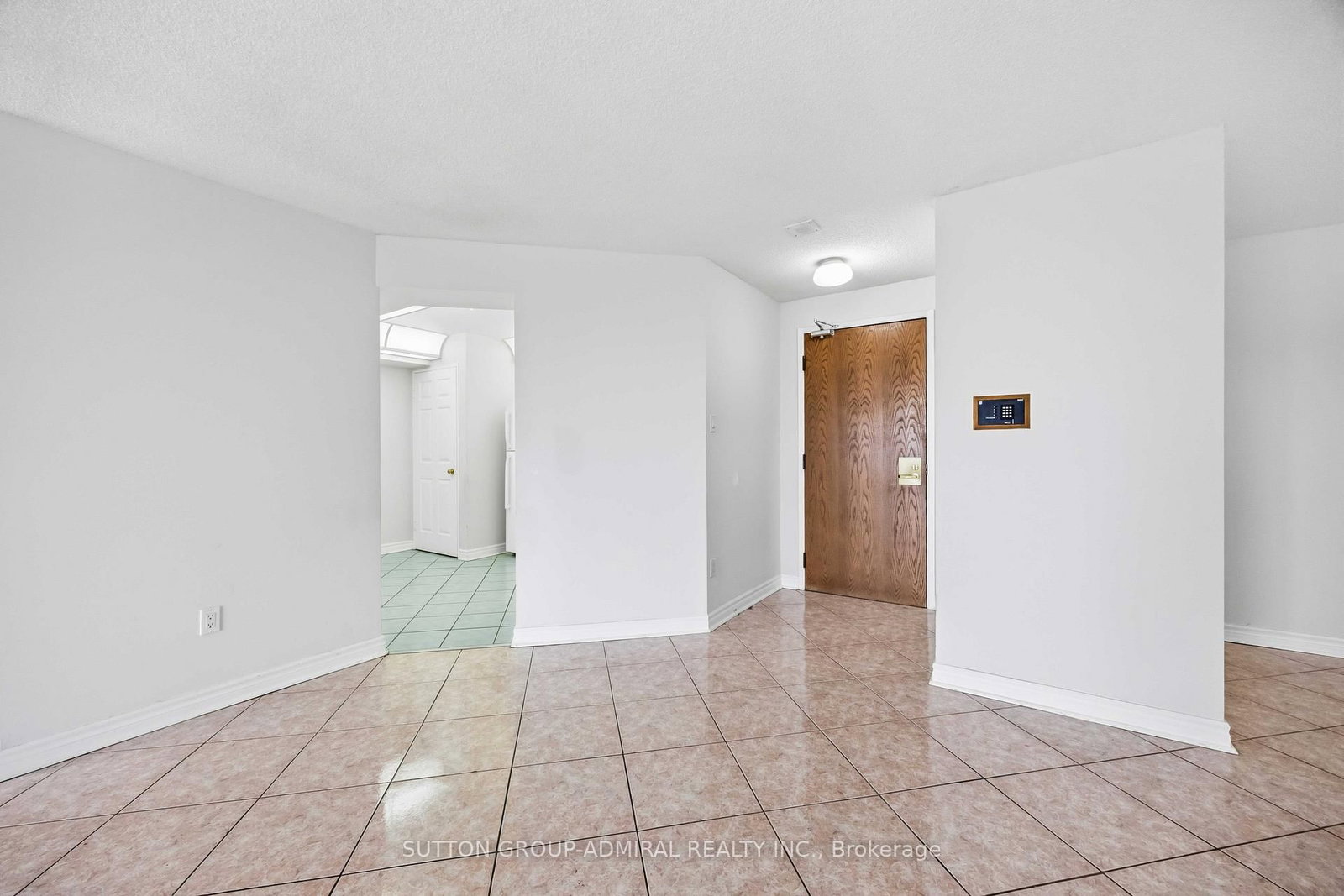 506-343 Clark Ave, Vaughan, view 10