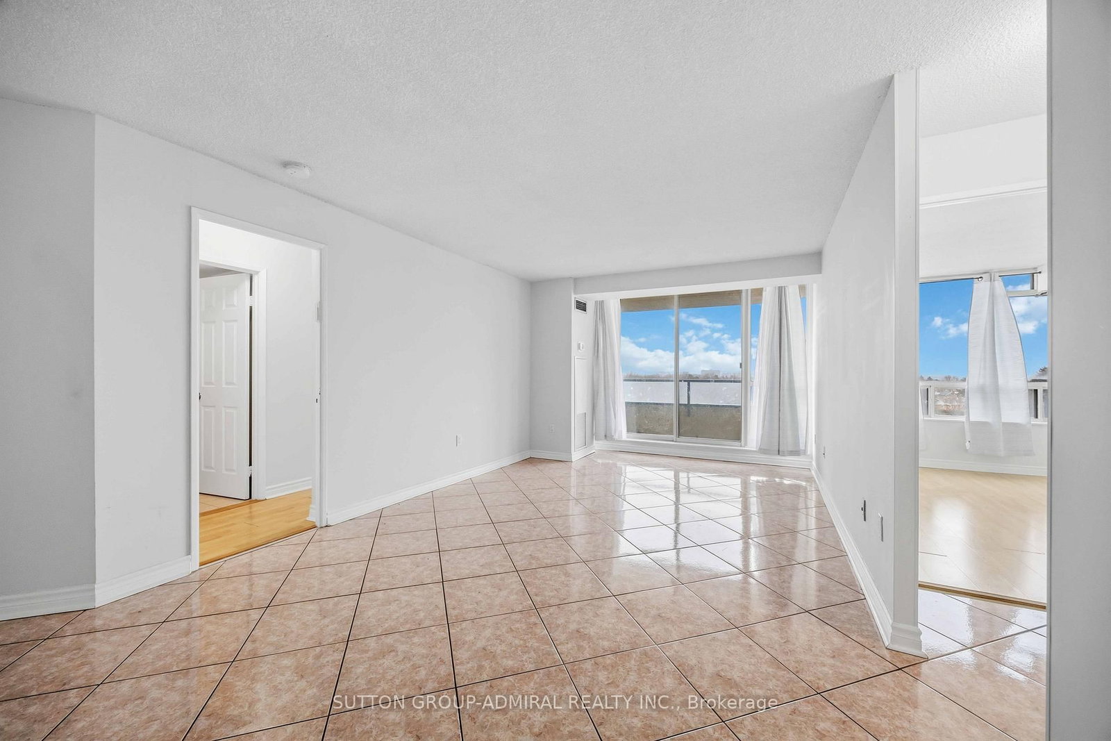506-343 Clark Ave, Vaughan, view 14
