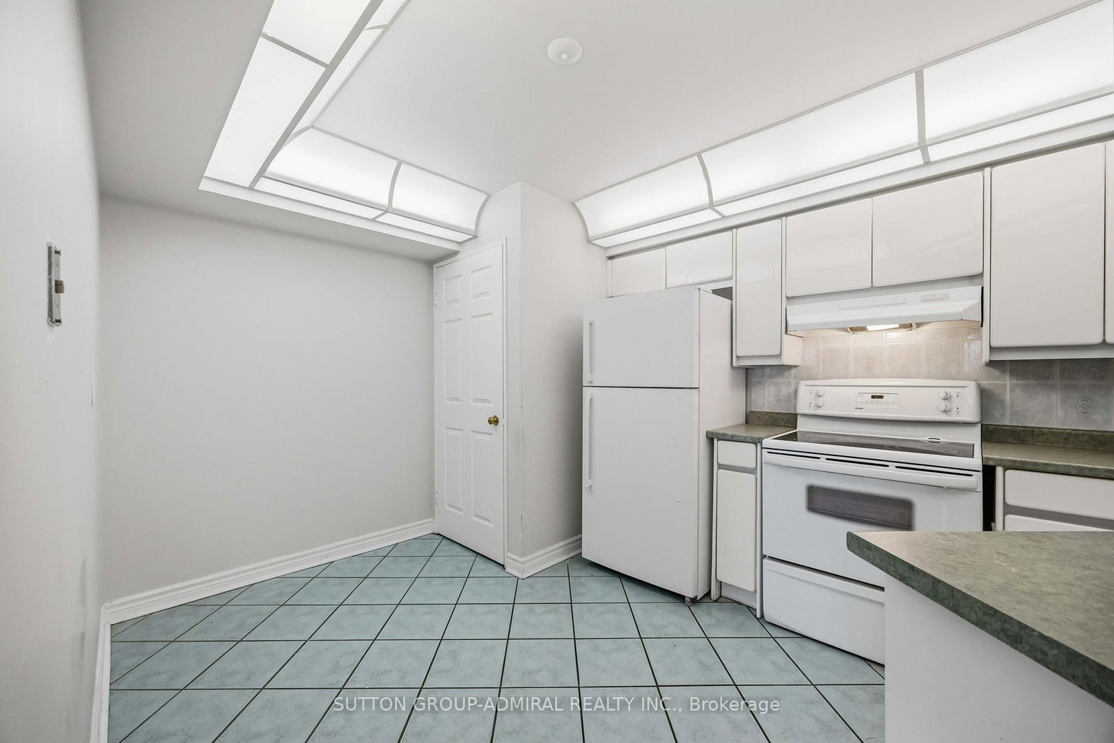 506-343 Clark Ave, Vaughan, view 15