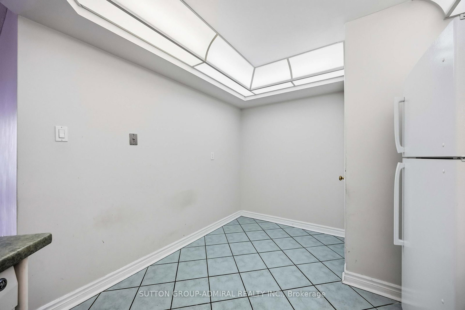 506-343 Clark Ave, Vaughan, view 18